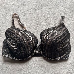 Victoria's Secret Lined Demi Bra Black Lace